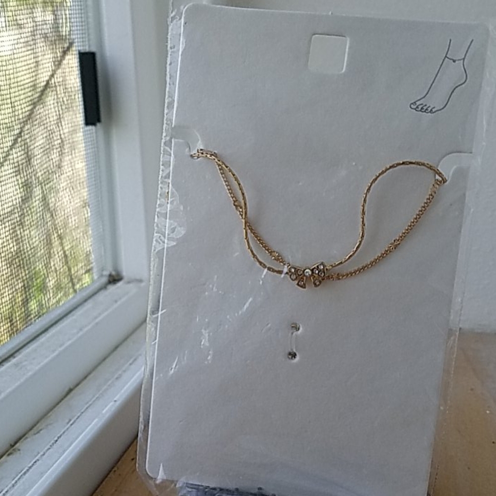 Gold Ankle Bracelet